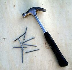 Hammer and nails2